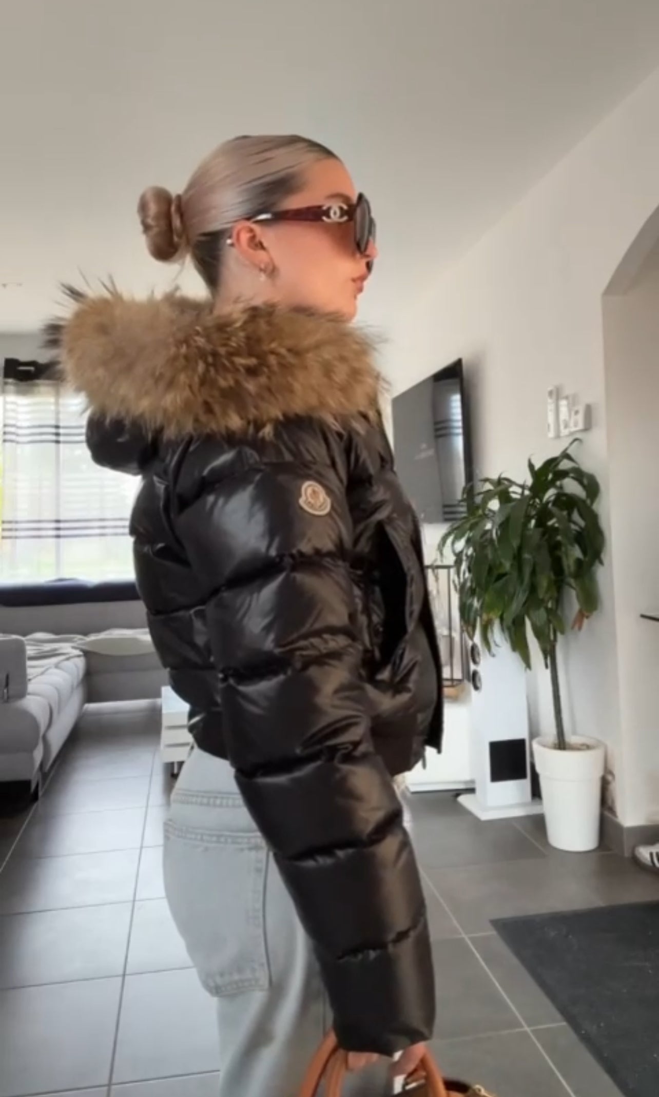 GUBBINO MONCLER DONNA NERO CON PELLICCIA